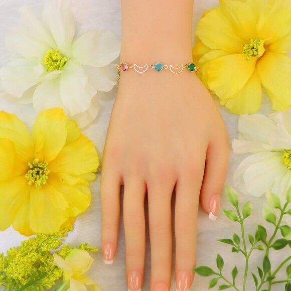 Minimalist Bracelet, Sleek & Modern Design, Women’s Fashion, YC110481-B - Picture 3 of 10